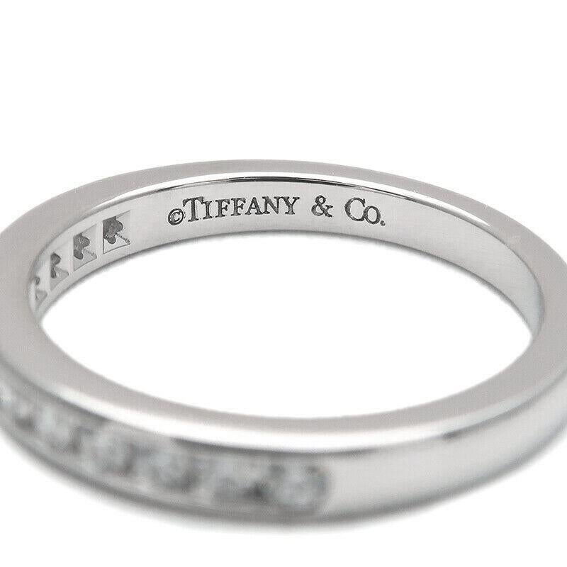 TIFFANY & Co. Alianza de Platino 2,5 mm Medio Círculo Diamante 4 en venta 1