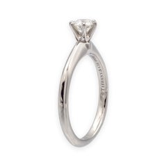 Tiffany & Co. Platinum .28 ct I VVS1 Round Diamond Solitaire Engagement Ring