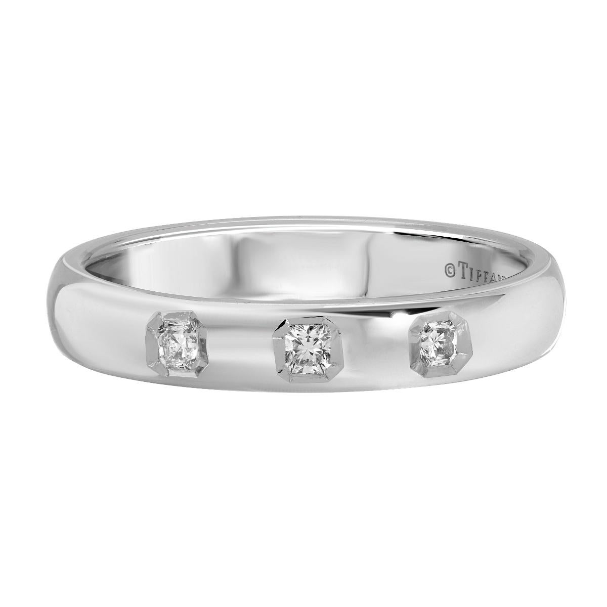 Taille carrée TIFFANY & Co. Anneau de mariage en platine avec 3 diamants Lucida de 4 mm 9 en vente