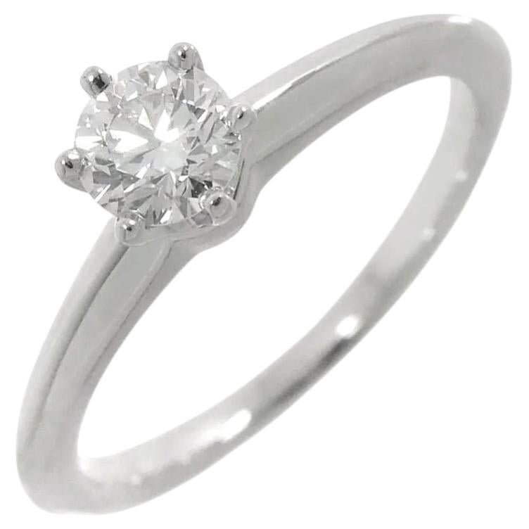 TIFFANY & Co. Anillo de compromiso de diamantes en platino .39ct 4.75