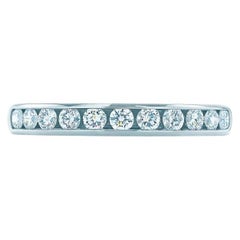 TIFFANY & Co. Anello di platino da 3 mm con diamante a metà cerchio 5