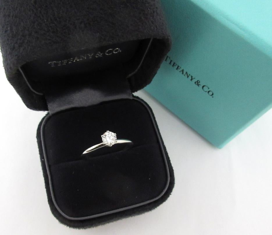 TIFFANY & Co. Platin Verlobungsring 6,5,41 Karat Diamant im Angebot 1