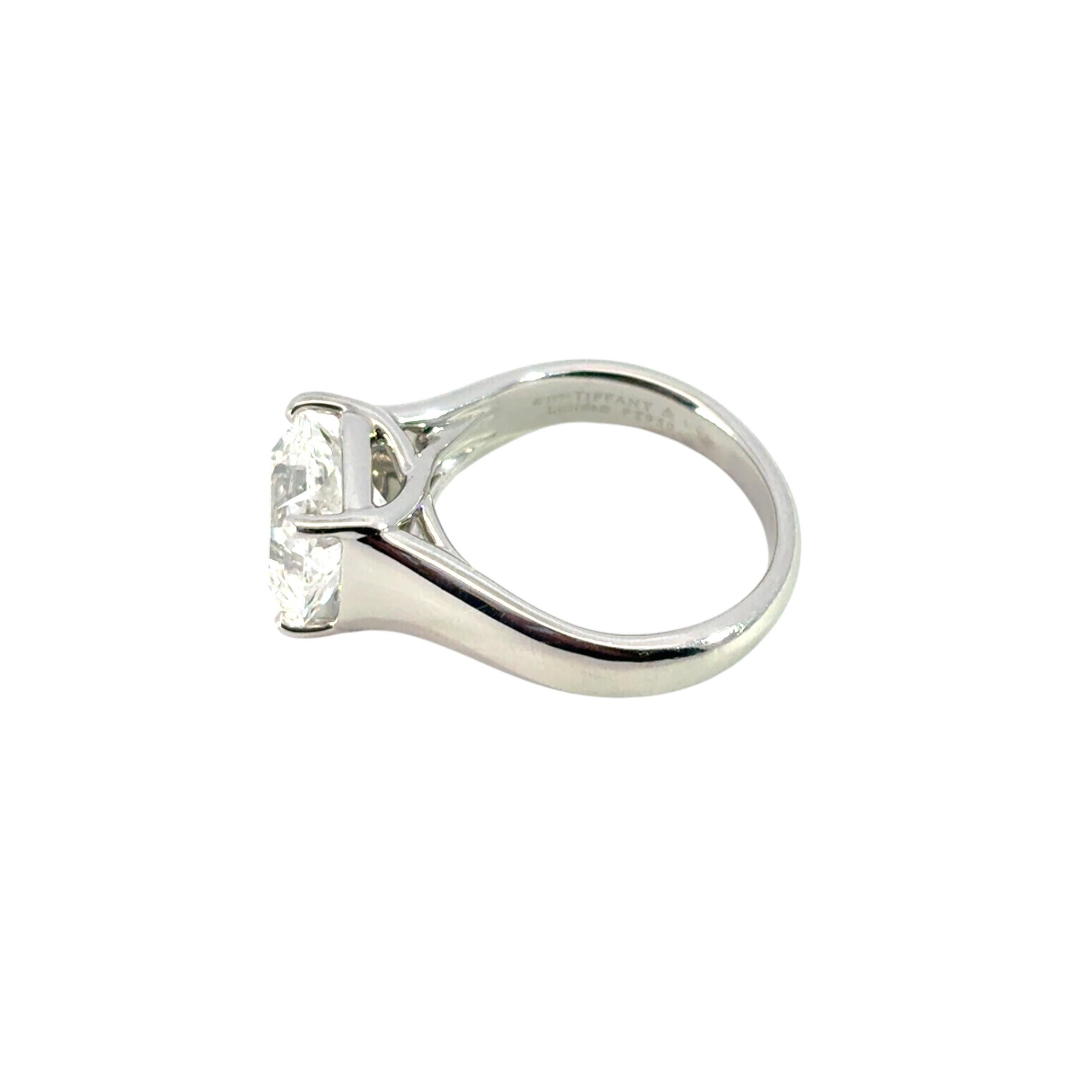 Tiffany & Co. Platinum 4.30ct Natural Radiant Lucida Diamond Engagement Ring For Sale 3