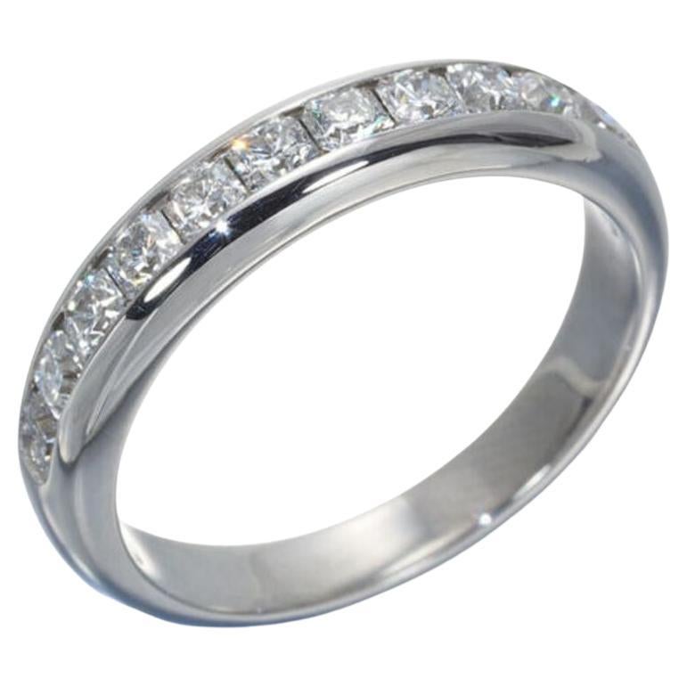 TIFFANY 
Co. Anello in platino con diamanti lucidi a mezzo cerchio da 4 mm 5 in vendita