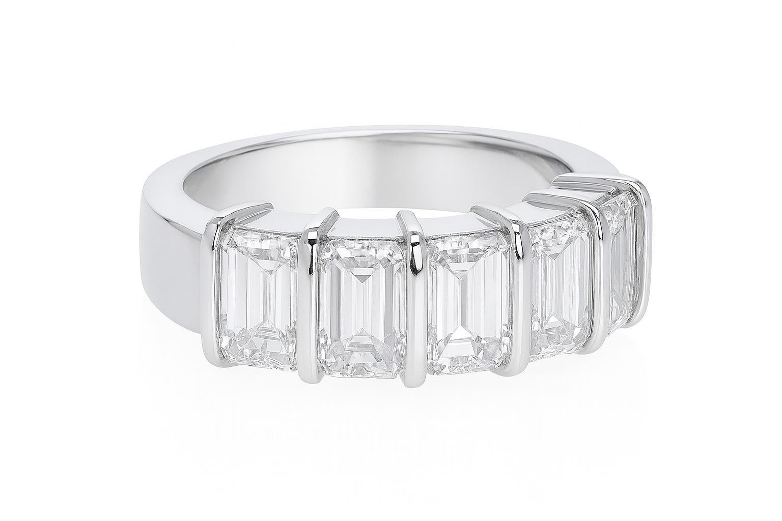 Women's or Men's Tiffany & Co. Platinum 5-Stone Emerald Cut Diamond Ring Band For Sale