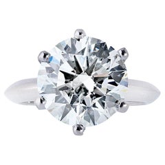 Verlobungsring aus Platin von Tiffany & Co mit 5,02 Karat Diamant im Rundschliff
