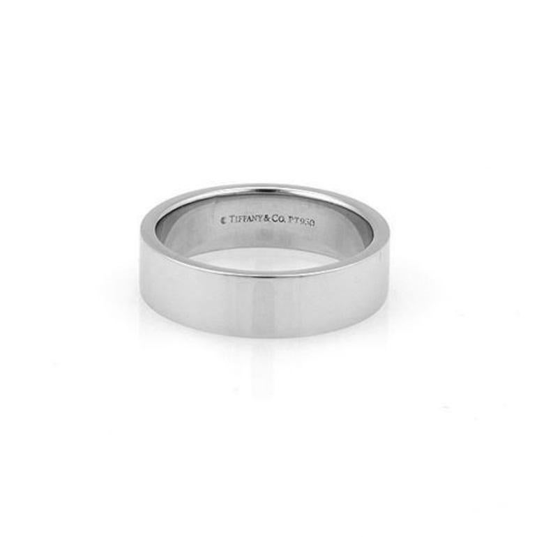 Women's or Men's TIFFANY & Co. Platinum 6mm Essential Flat Band Ring 8 For Sale
