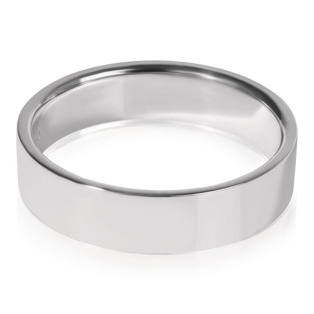 TIFFANY & Co. Platinum 6mm Essential Flat Band Ring 8.5 In Excellent Condition For Sale In Los Angeles, CA