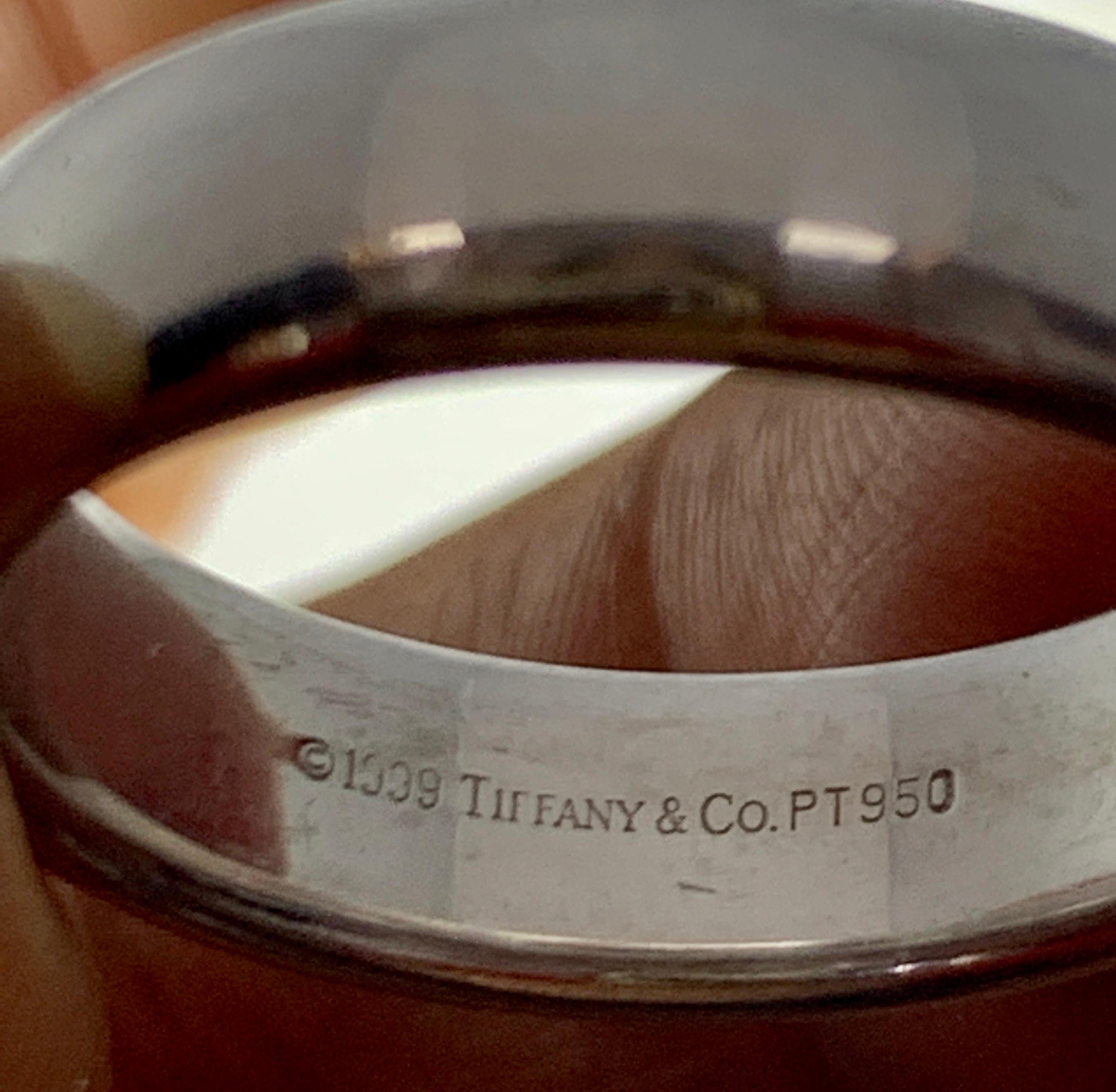 Tiffany & Co. Platinum Wide Plain Wedding Band Ring 15 Grams, Estate In Excellent Condition For Sale In New York, NY