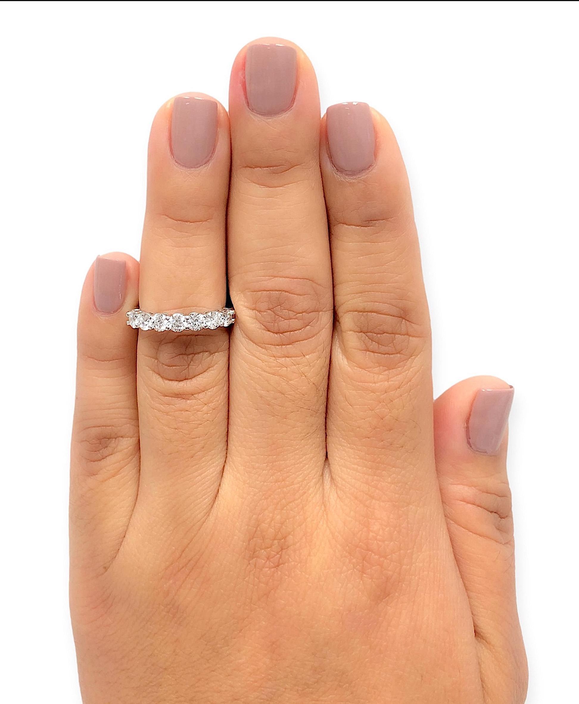 Tiffany & Co. Bague en platine 7 pierres Forever Half Circle Diamond Ring .57ct TW en vente 1
