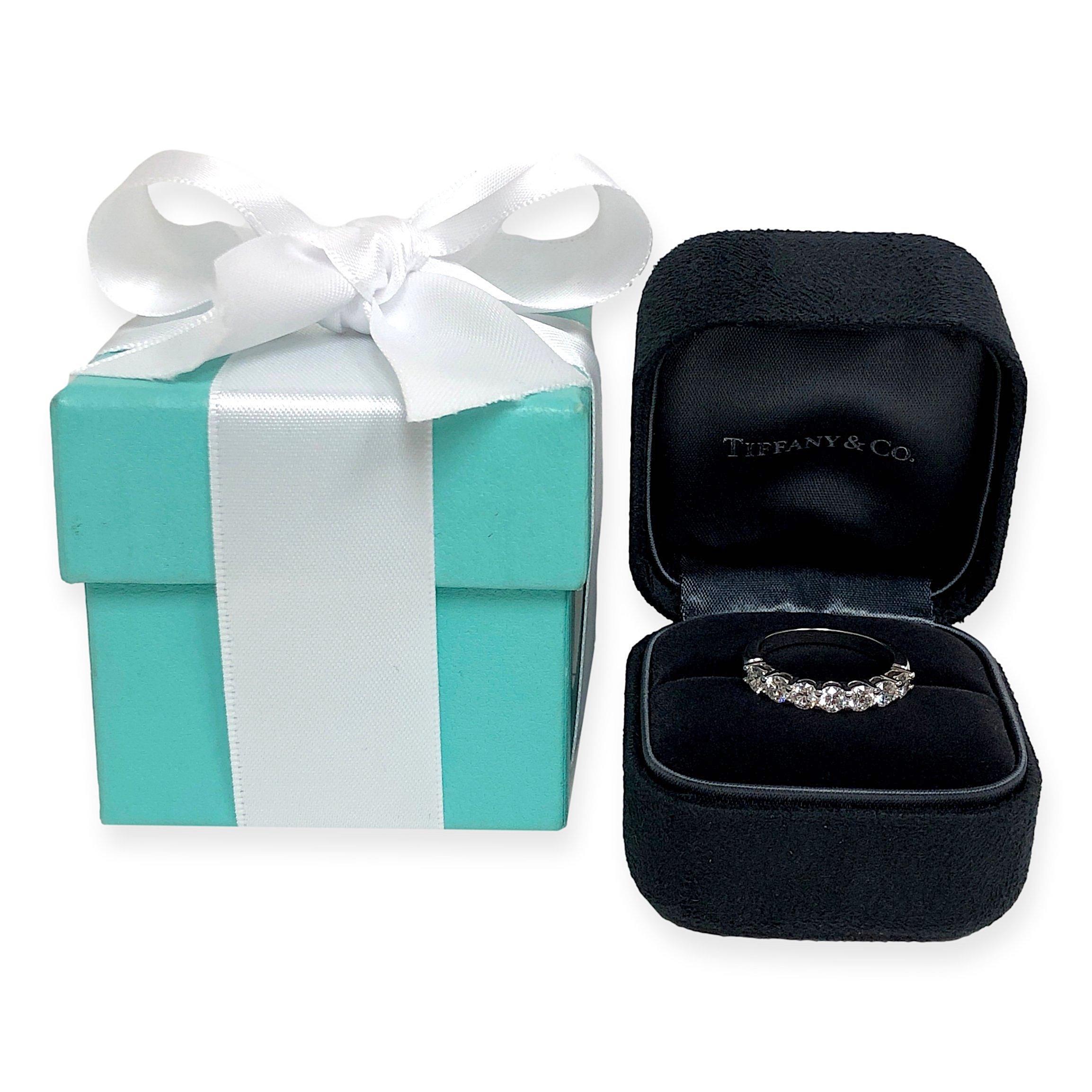 Tiffany & Co. Bague en platine 7 pierres Forever Half Circle Diamond Ring .57ct TW en vente 2