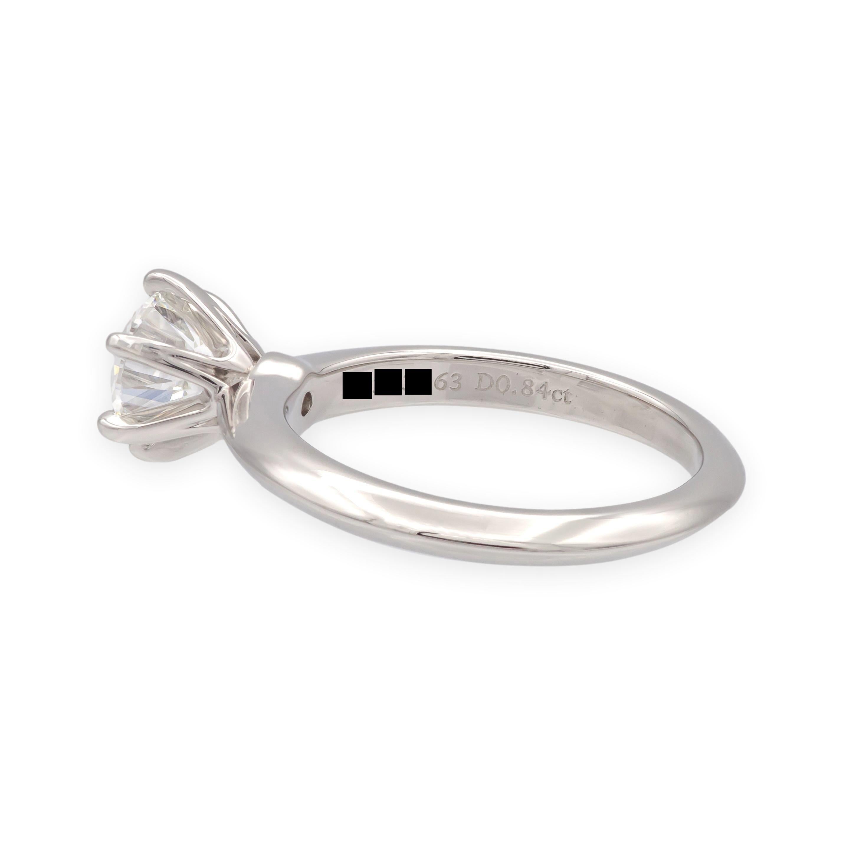 Contemporain Tiffany & Co. Bague de fiançailles solitaire en platine avec diamant rond de 0,84 ct F VS1 en vente