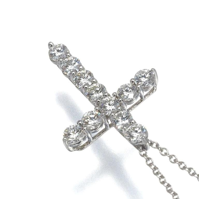 TIFFANY & Co. Collier croix en platine avec diamant de 0,90 ct, taille moyenne Excellent état à Los Angeles, CA