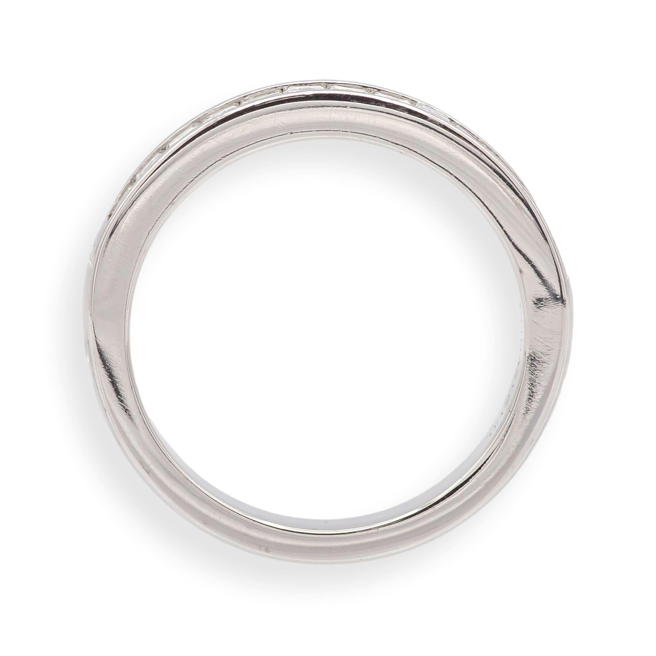Tiffany & Co. Bague Channel Channel en platine avec diamant baguette de 0,90ct F VS Taille 8.5 Pour femmes en vente