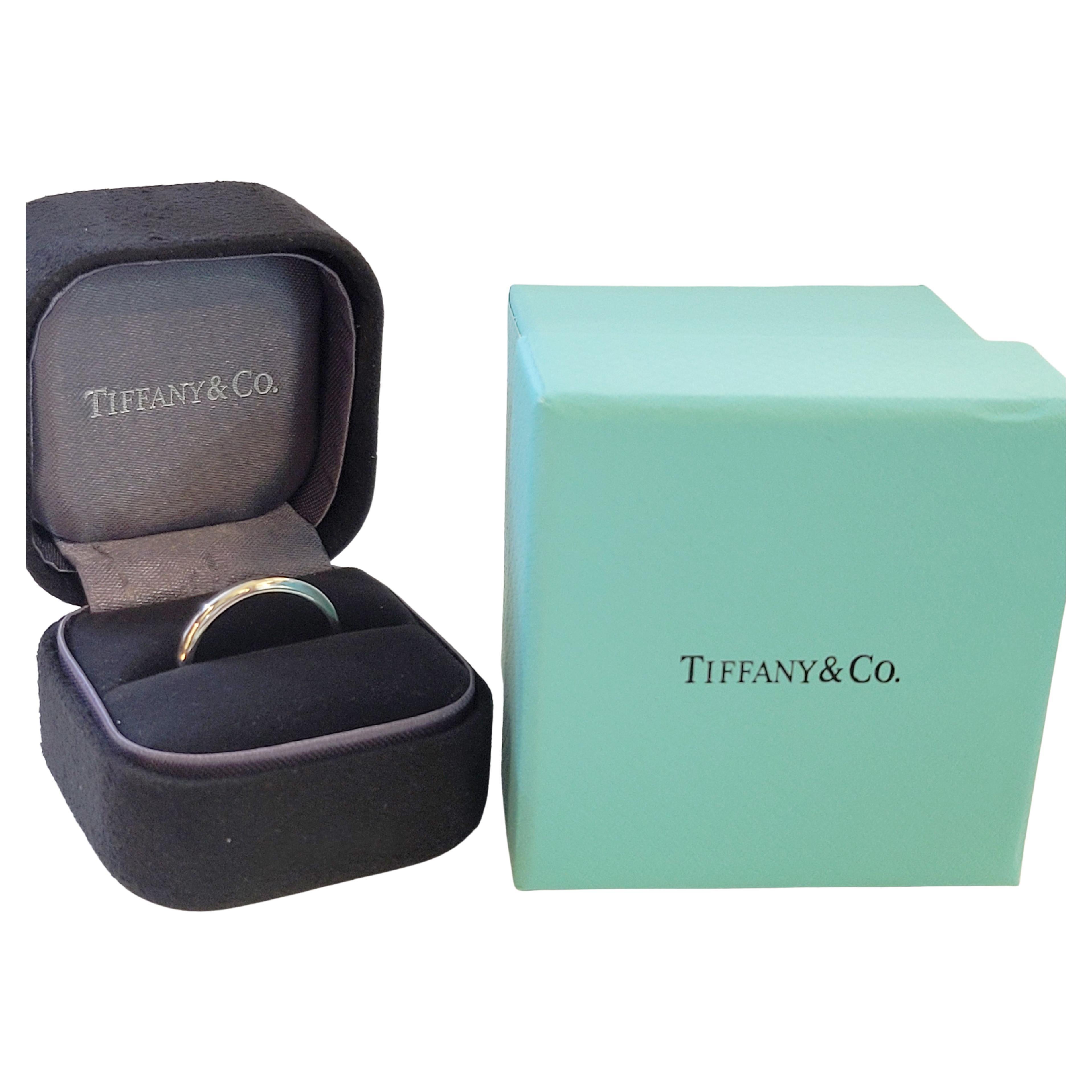 Tiffany & co platinum 950  3mm wedding band ring Size5.5 For Sale