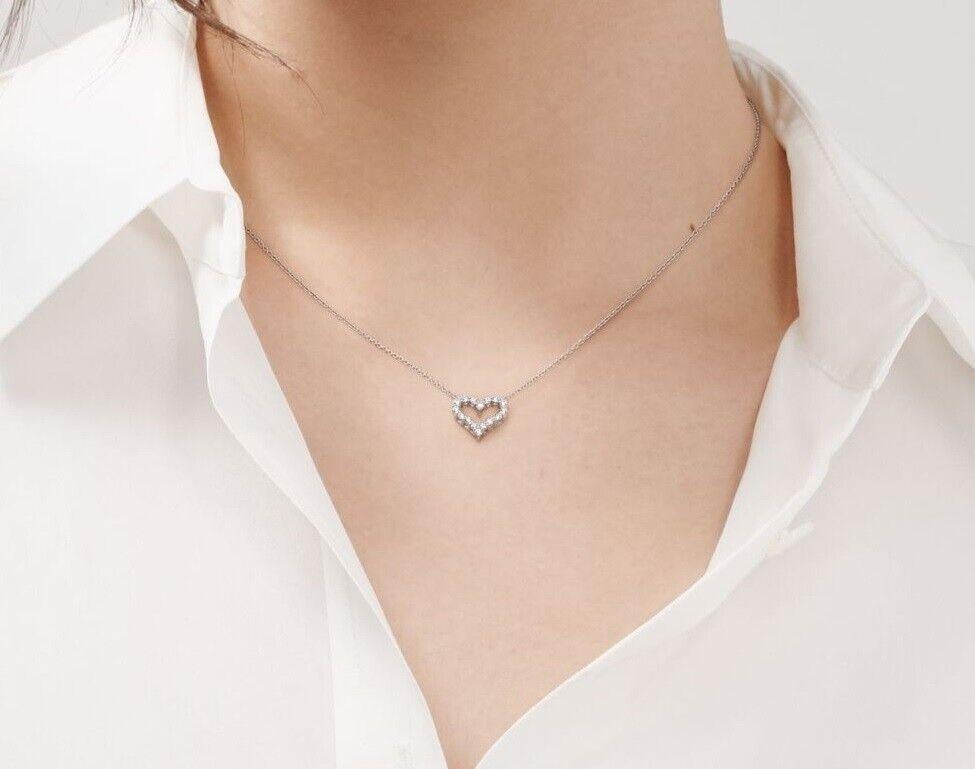 Tiffany & Co. Platinum 950 Diamond Heart Pendant Necklace 0.25 Carat In Excellent Condition For Sale In MIAMI, FL