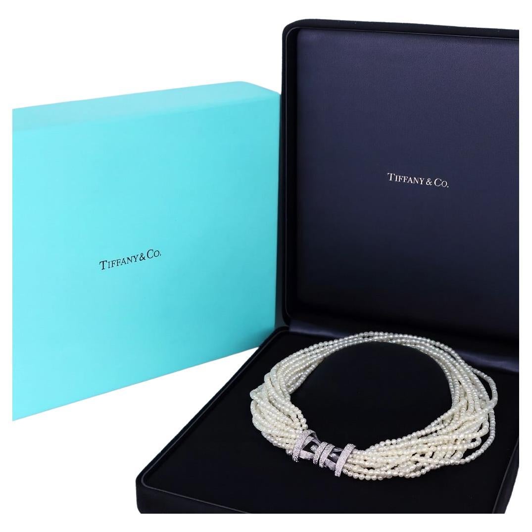 Perle Tiffany & Co. Collier multibrins en platine avec perles d'Akoya et diamants - 4,20 carats en vente