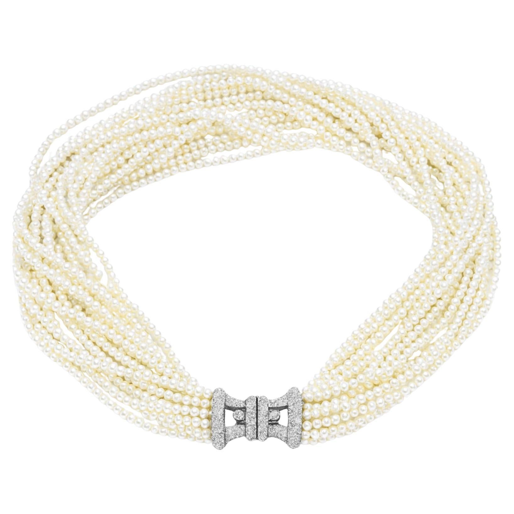 Tiffany & Co. Collier multibrins en platine avec perles d'Akoya et diamants - 4,20 carats Excellent état - En vente à Chicago, IL