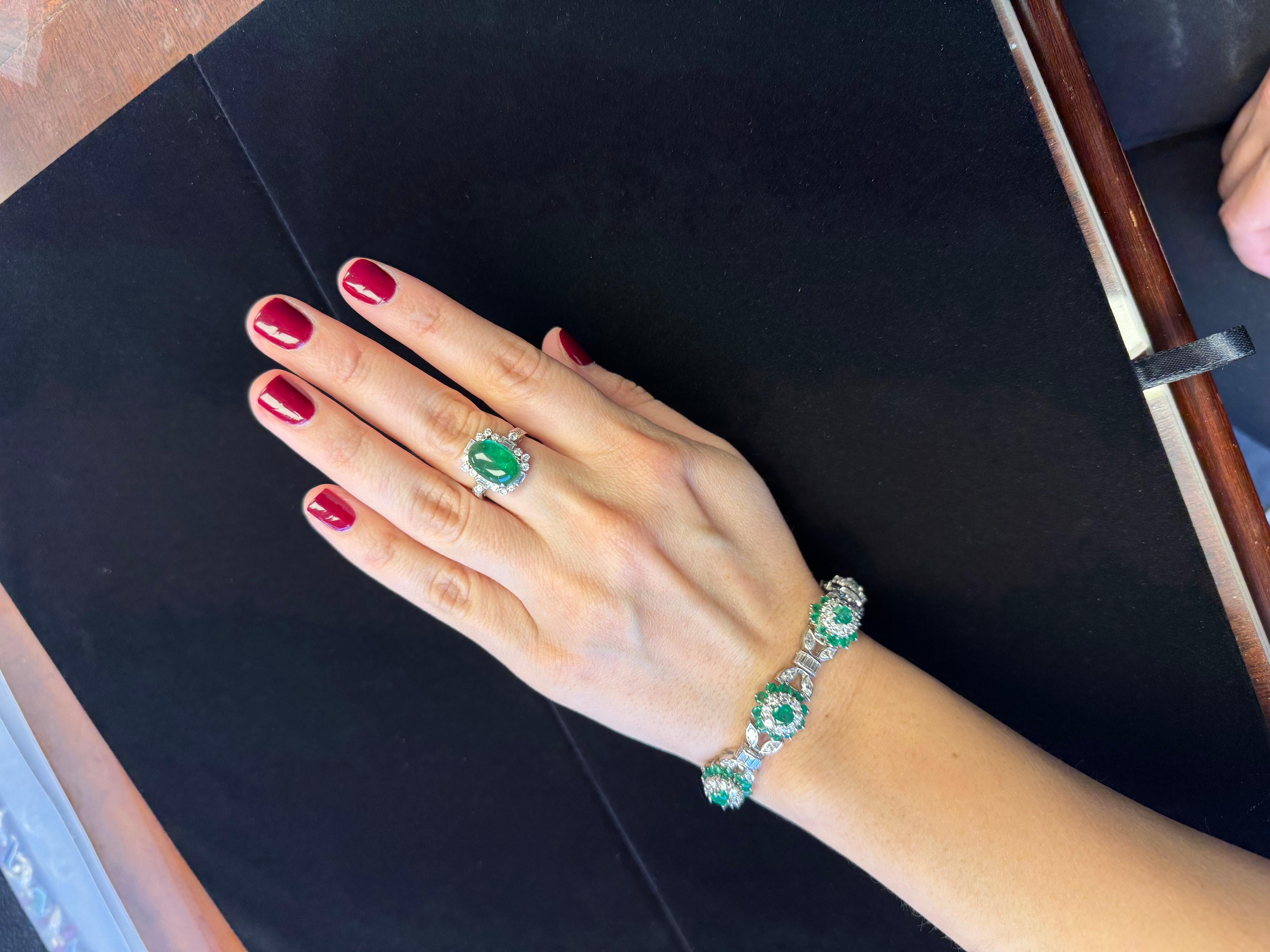 Pulsera Tiffany de esmeraldas y diamantes en platino y oro blanco de 18 quilates en venta 7