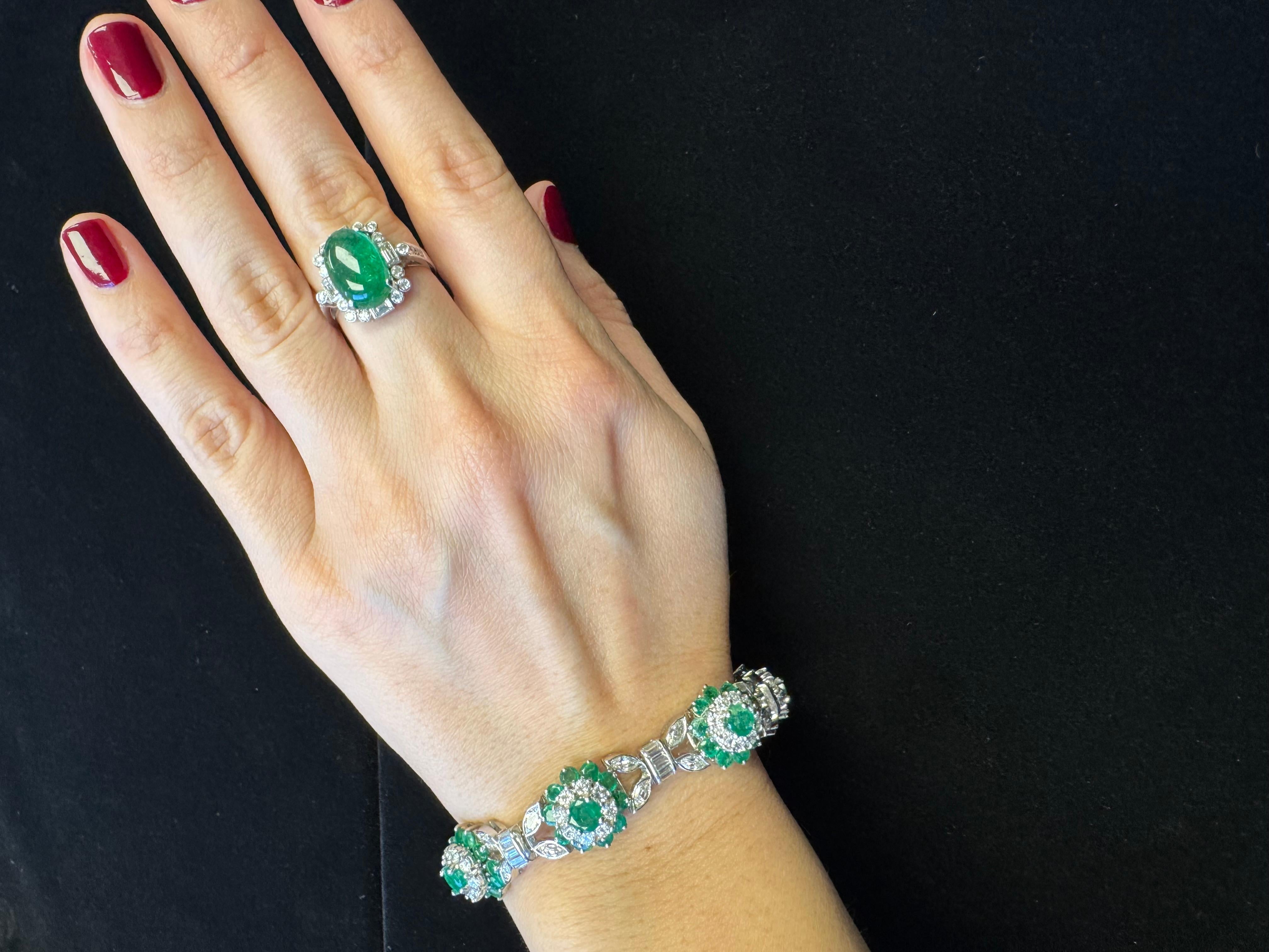 Pulsera Tiffany de esmeraldas y diamantes en platino y oro blanco de 18 quilates en venta 9