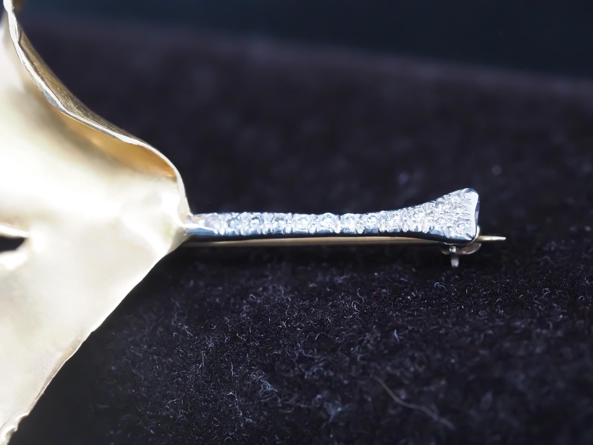 Tiffany & Co. Platinum and 18K Gold Ginko Leaf Brooch Pin For Sale 5