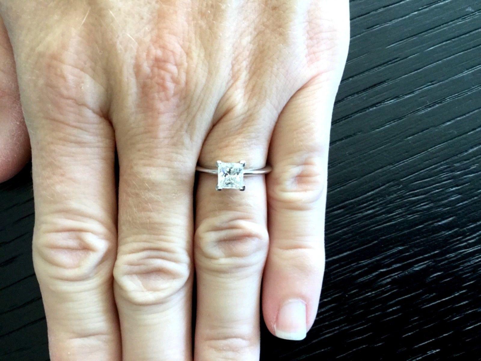 Tiffany & Co. Platinum and Diamond Princess Cut Engagement Ring 1.00 Carat I VS1 Damen