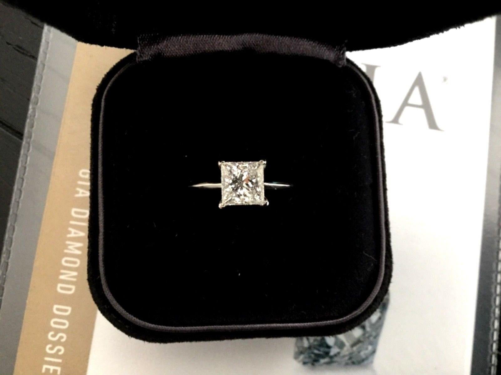 Tiffany & Co. Platinum and Diamond Princess Cut Engagement Ring 1.07 Carat F VS1 6