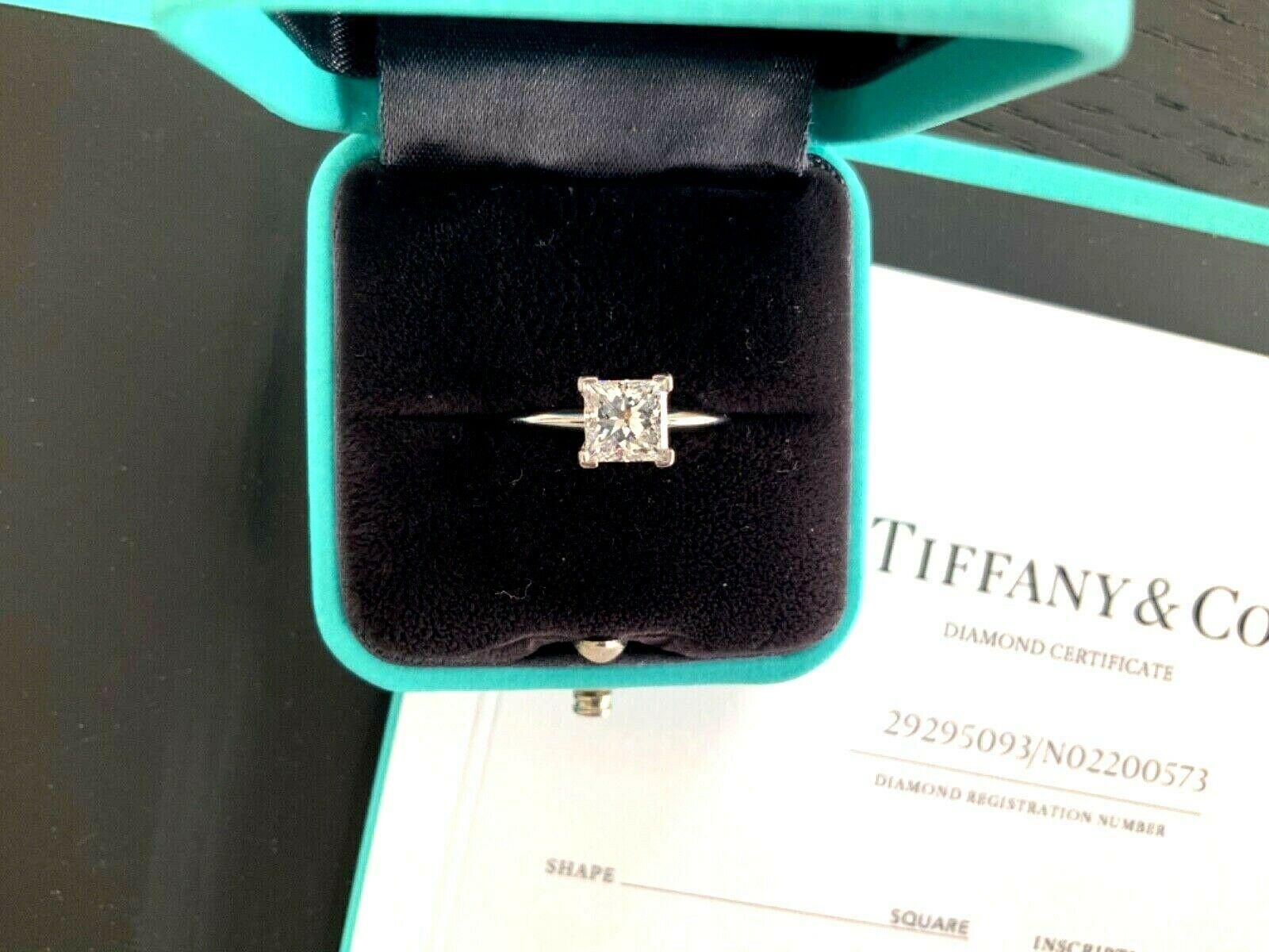 Tiffany & Co. Platinum and Diamond Princess Cut Ring 1.13 Carat F VS1 For Sale 10