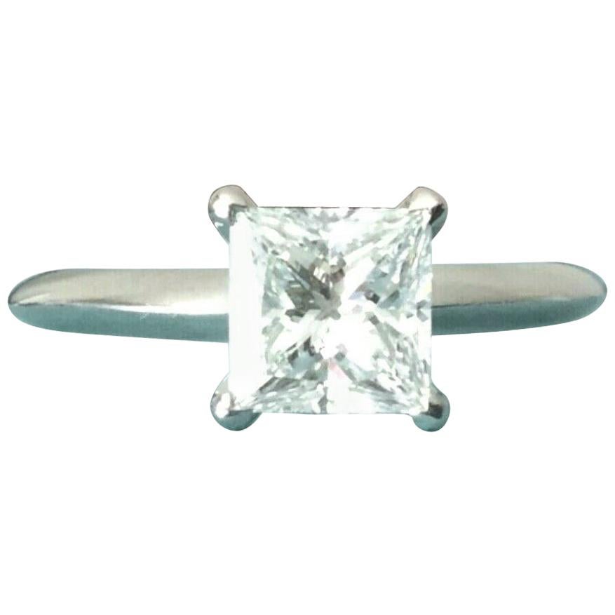 Tiffany & Co. Platinum and Diamond Princess Cut Ring 1.13 Carat F VS1 For Sale