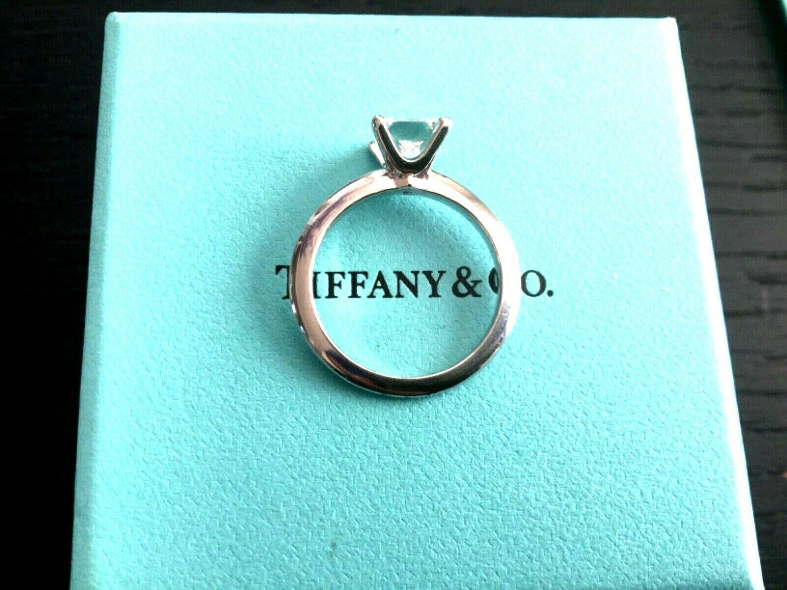 Tiffany & Co. Platinum and Diamond Princess Cut Ring 1.26 Carat F VS1 8