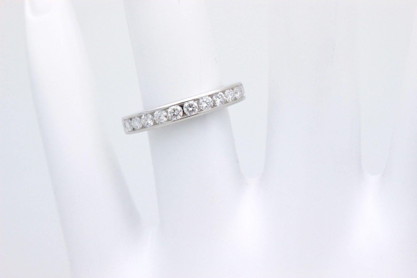 Tiffany & Co. Platin und Diamant-Hochzeitsring 2,5 MM im Angebot 5