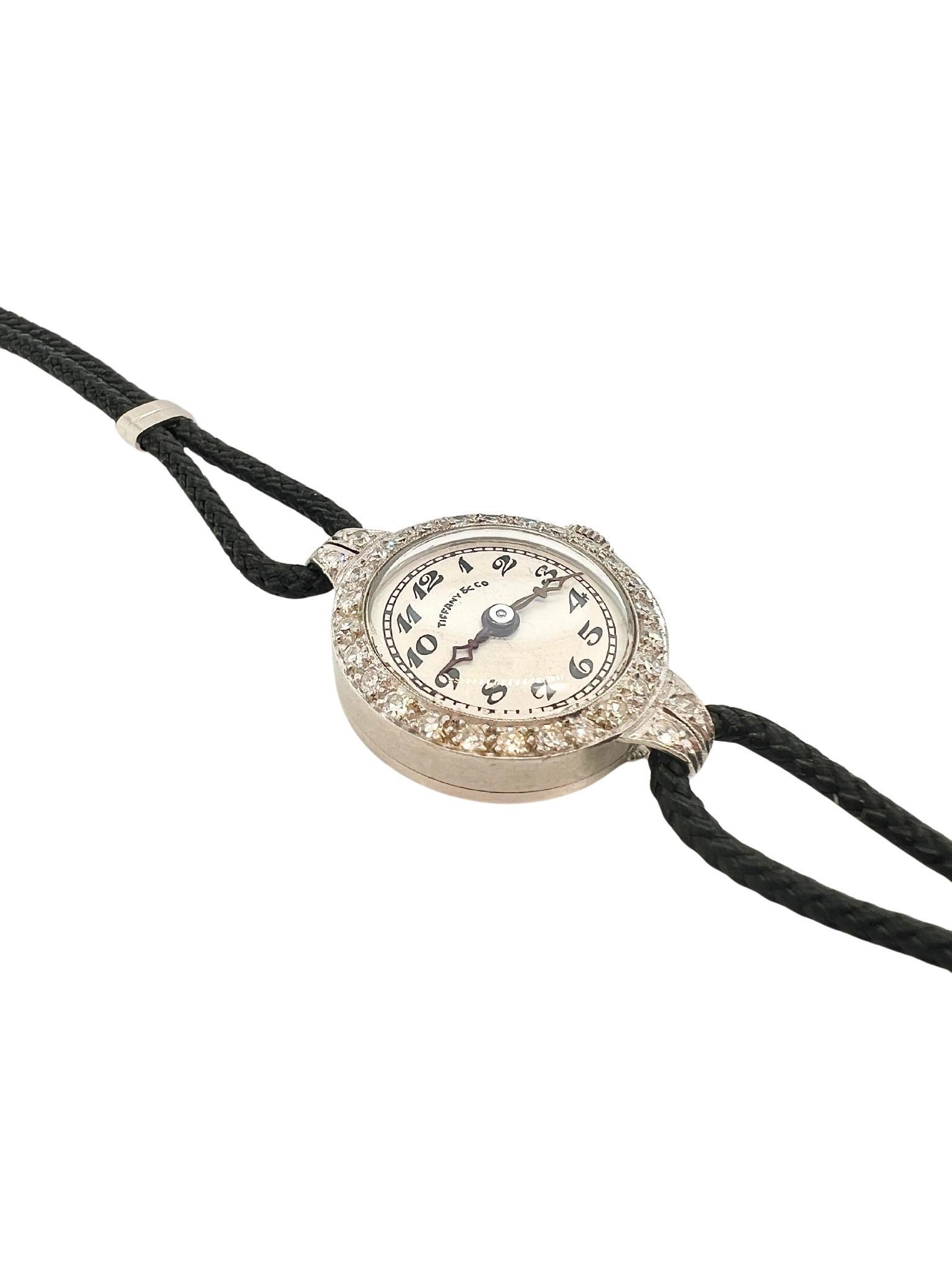 Tiffany & Co. Reloj de pulsera de platino y diamantes en Excelente estado para la venta en New York, NY