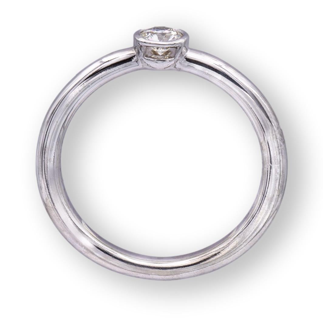 Women's Tiffany & Co. Platinum Bezel Diamond Engagement Ring 0.24 Cts IVVS1