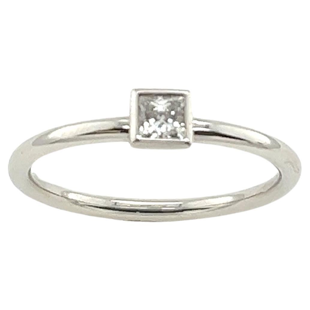 Tiffany & Co. Platinum Bezel Set Diamond ring set with 0.13ct Princess cut Diam For Sale