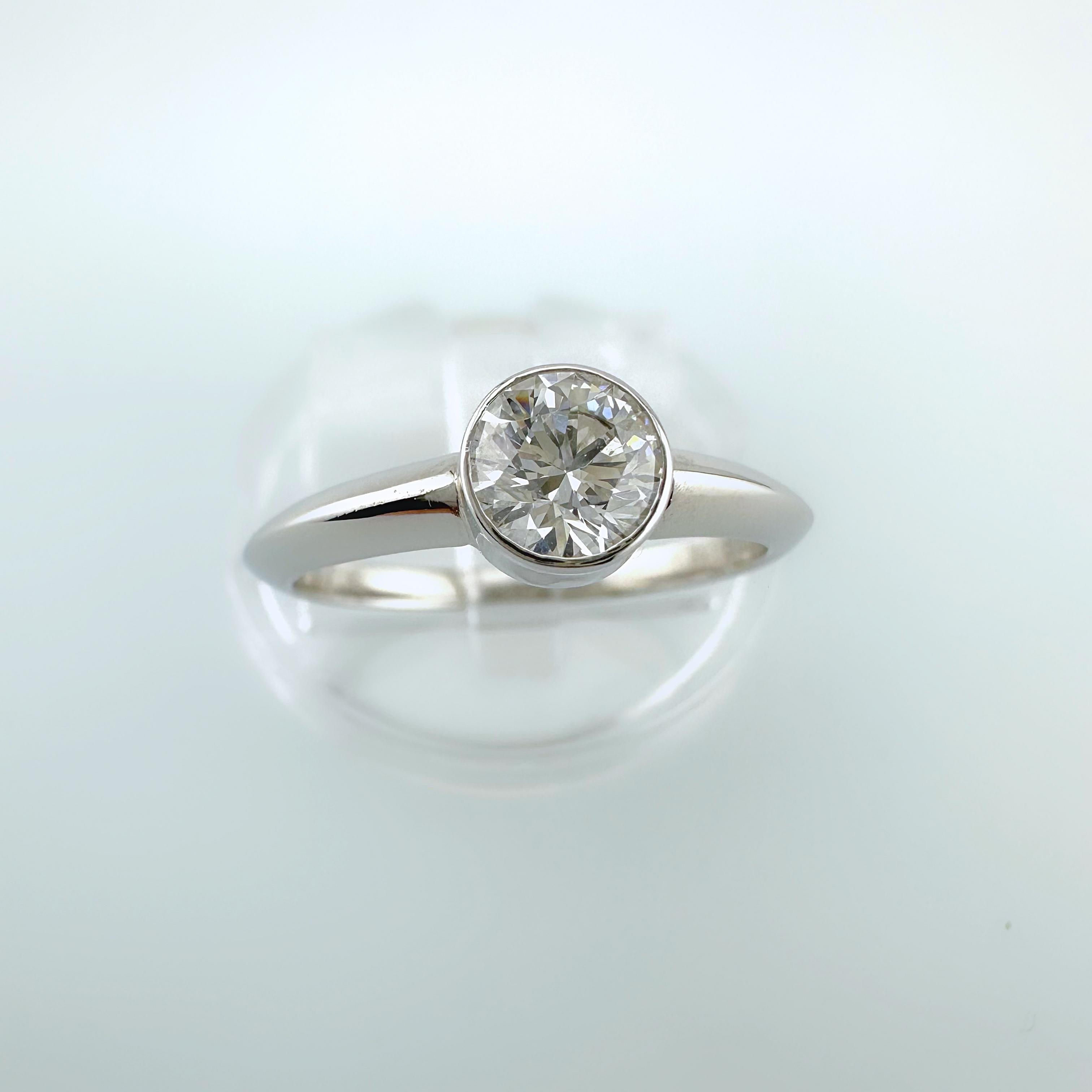 Tiffany & Co Platinum Bezet Diamond Engagement Ring Round 0.57ct F VS1 Bezel Set For Sale 8