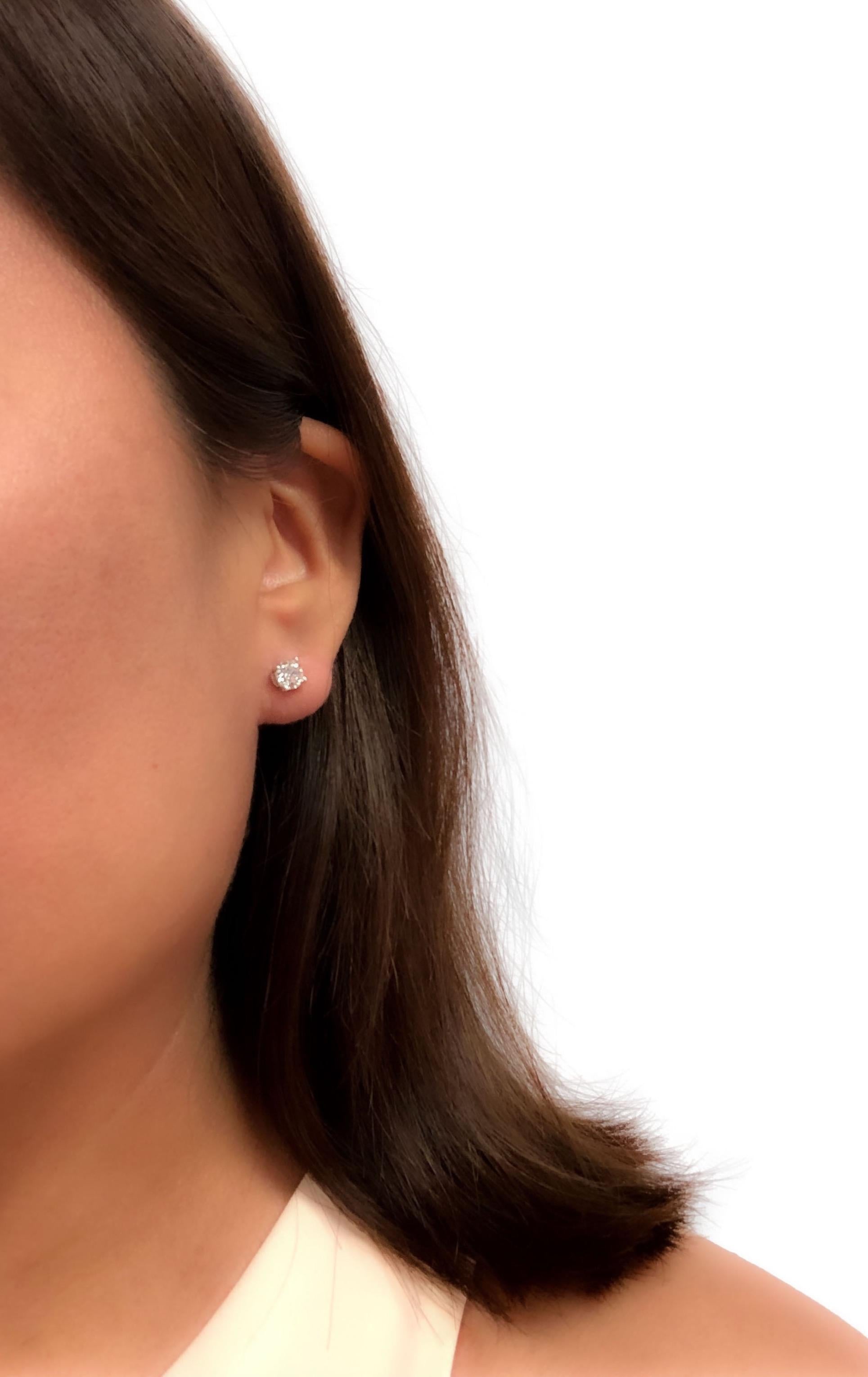 Brilliant Cut Tiffany & Co. Platinum Classic Round Diamond Stud Earrings 1.42cts Total FVS GIA