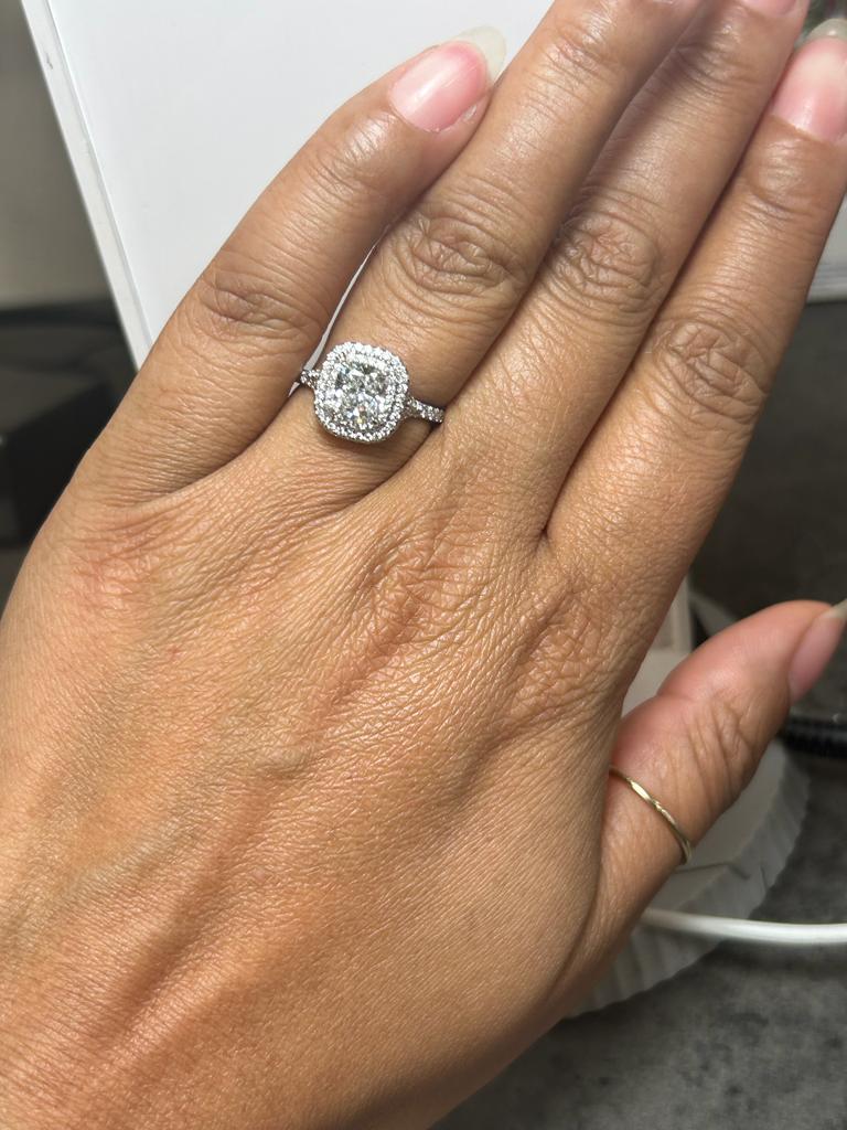 Tiffany & Co. Bague Soleste en platine avec diamant taille coussin de 1,55 carat G/VS1 en vente 6