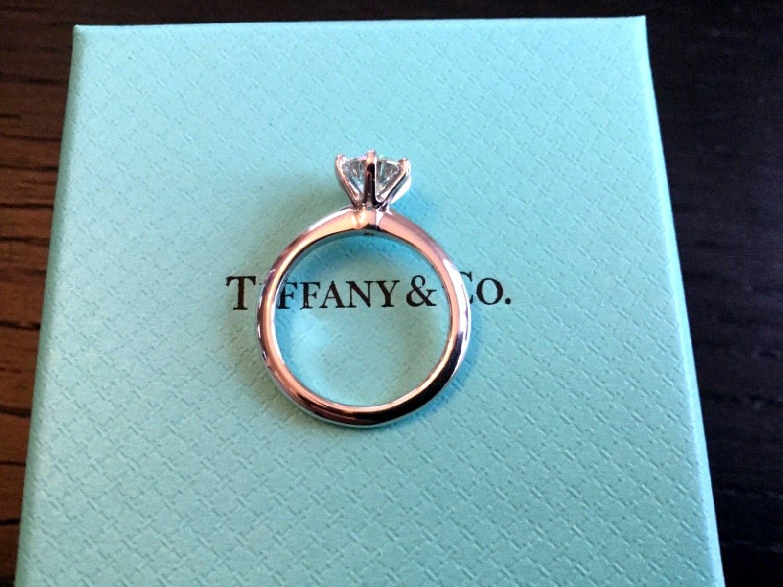 Women's Tiffany & Co. Platinum Diamond 1.05 Carat Round Engagement Ring H