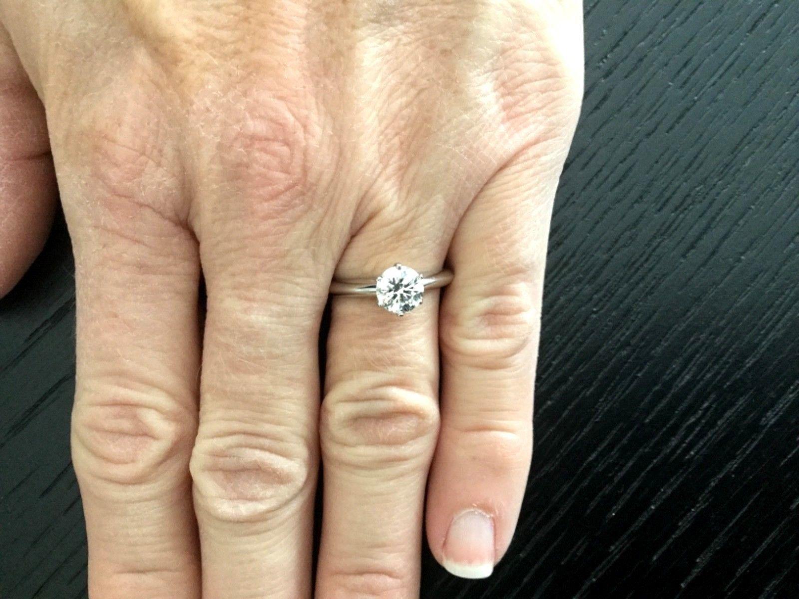 Women's Tiffany & Co. Platinum Diamond 1.08 Carat Round Engagement Ring H VS2