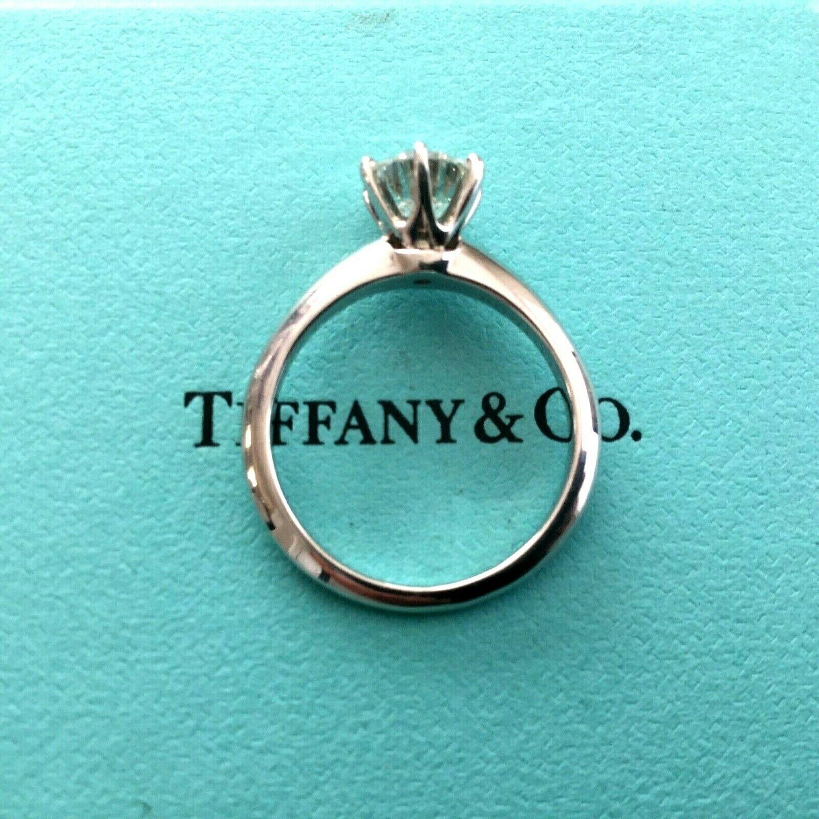 Tiffany & Co. Platinum Diamond 1.13 Carat Round Engagement Ring I VVS1 For Sale 5