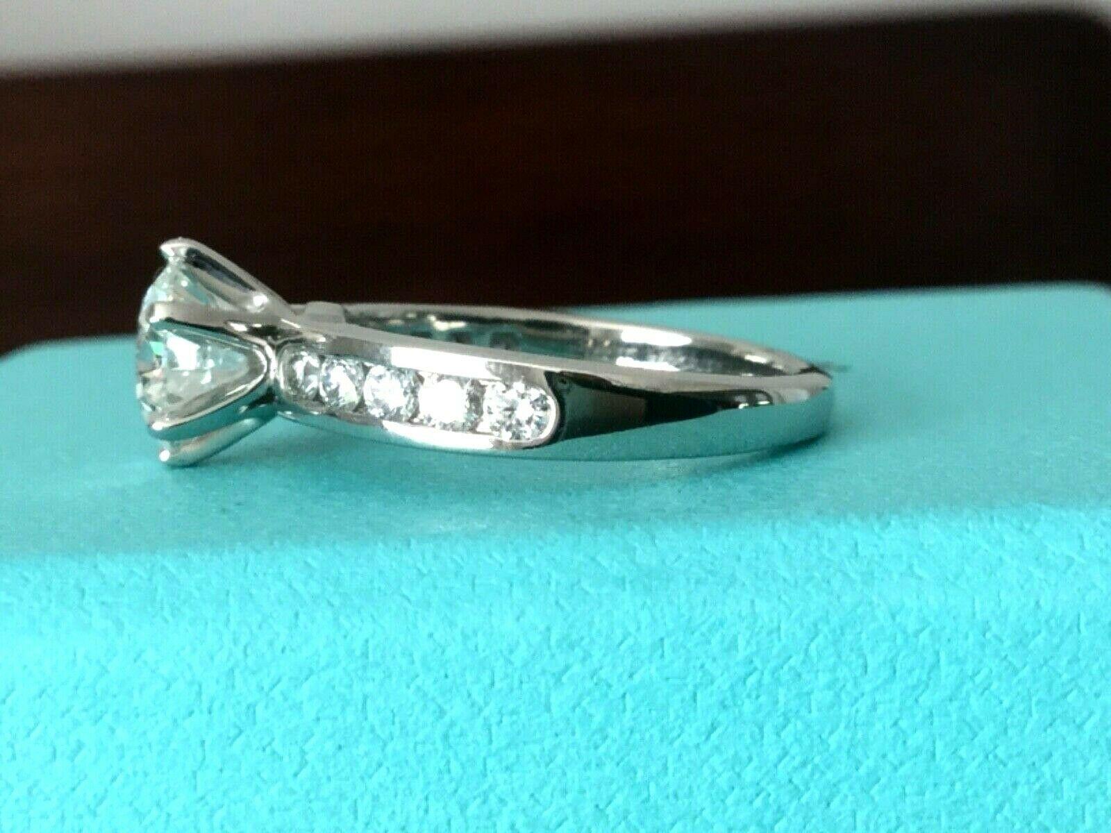 Tiffany & Co. Platinum Diamond 1.17 Carat Round Engagement Ring G VS2 3