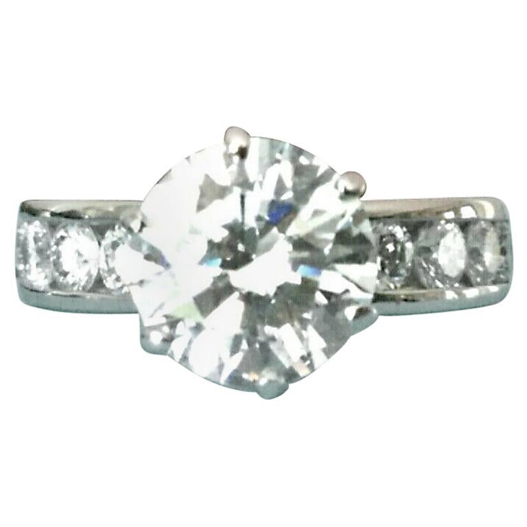 Tiffany & Co. Platinum Diamond 2.14 Carat Round Engagement Ring E VS1