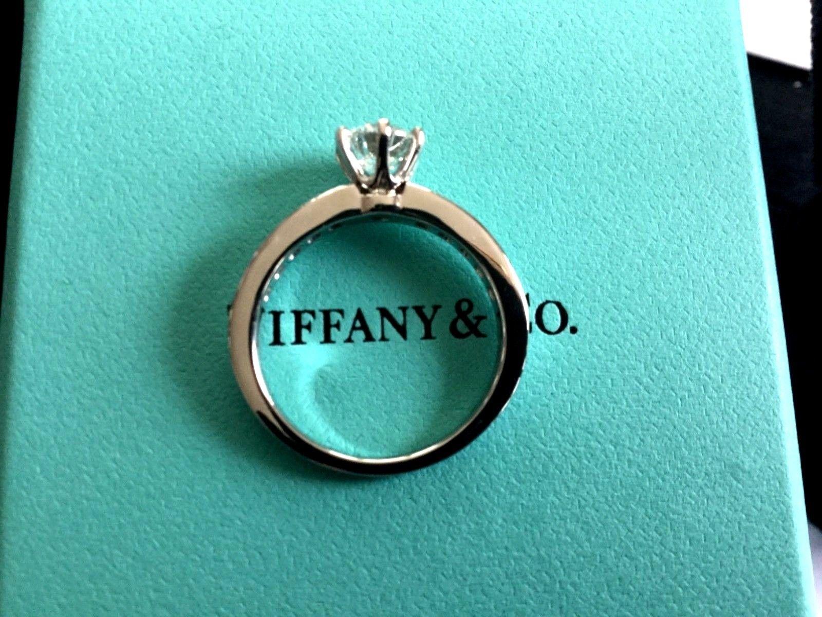 Tiffany & Co. Platinum Diamond .60 Carat H VS1 Triple Exc Round Engagement Ring In Excellent Condition For Sale In Middletown, DE