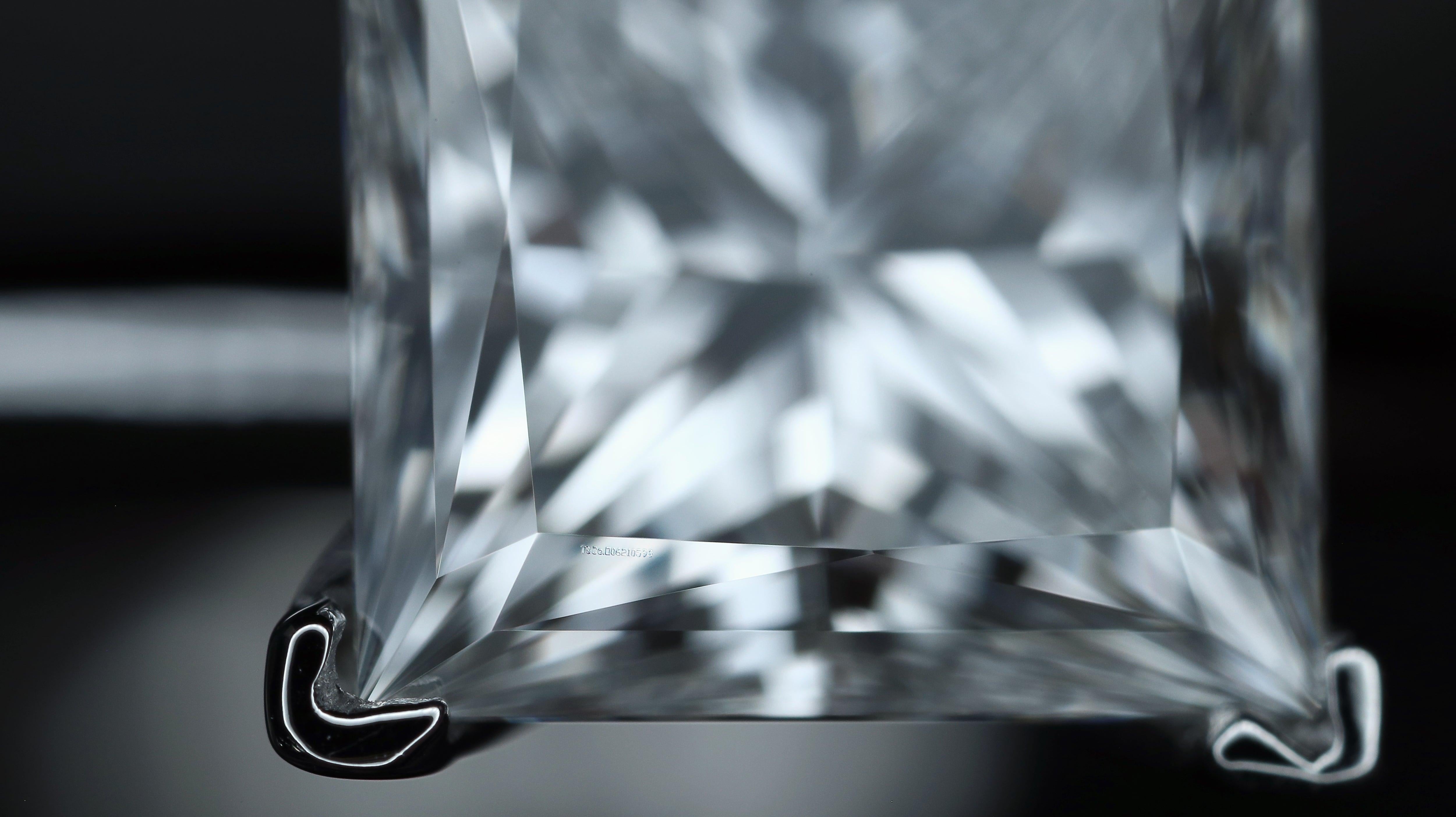 Tiffany & Co. Platinum Diamond .97Ct FVVS1 SolitairePrincess Cut Engagement Ring 4