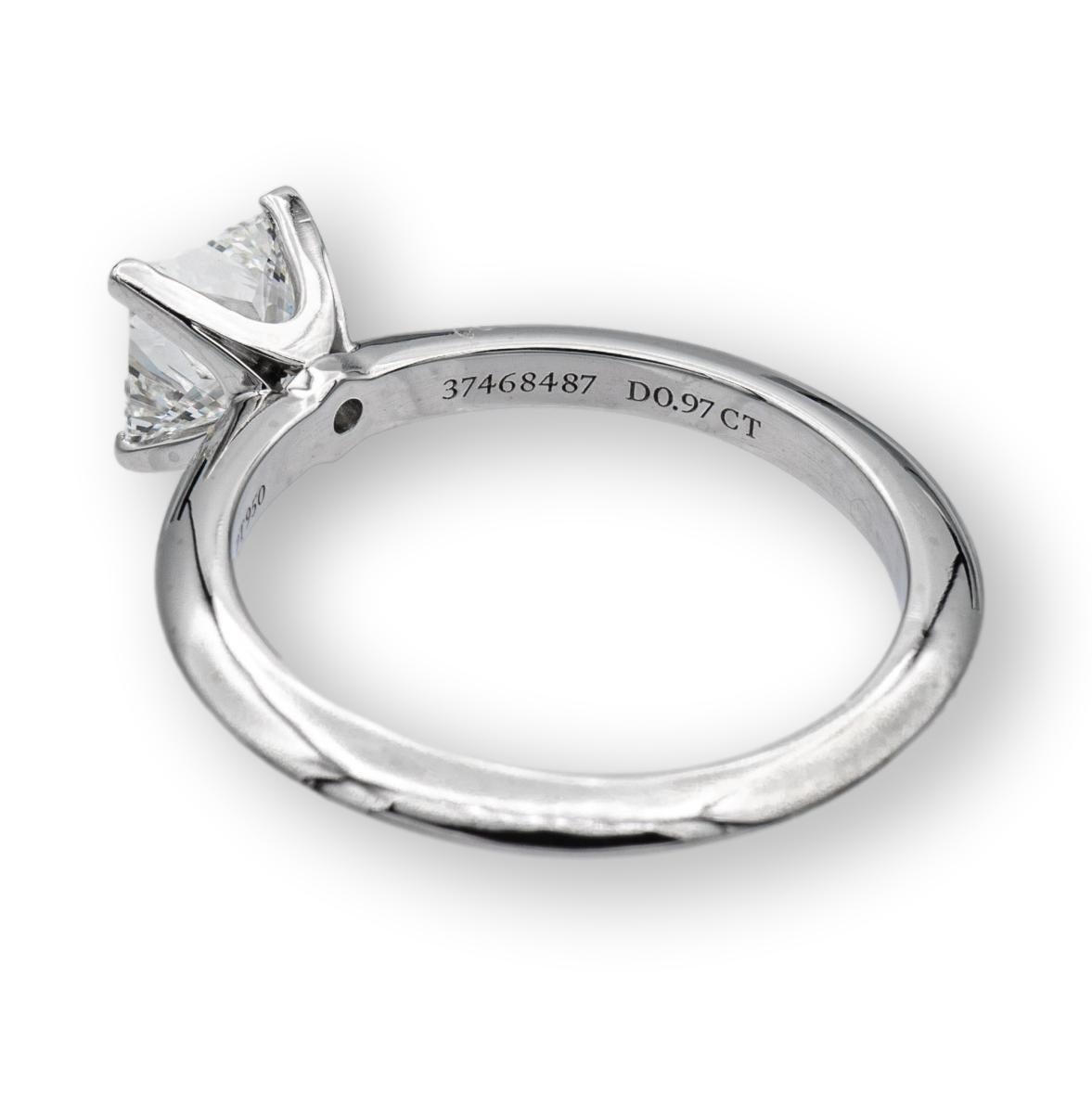 Tiffany & Co. Platinum Diamond .97Ct FVVS1 SolitairePrincess Cut Engagement Ring In Excellent Condition In New York, NY