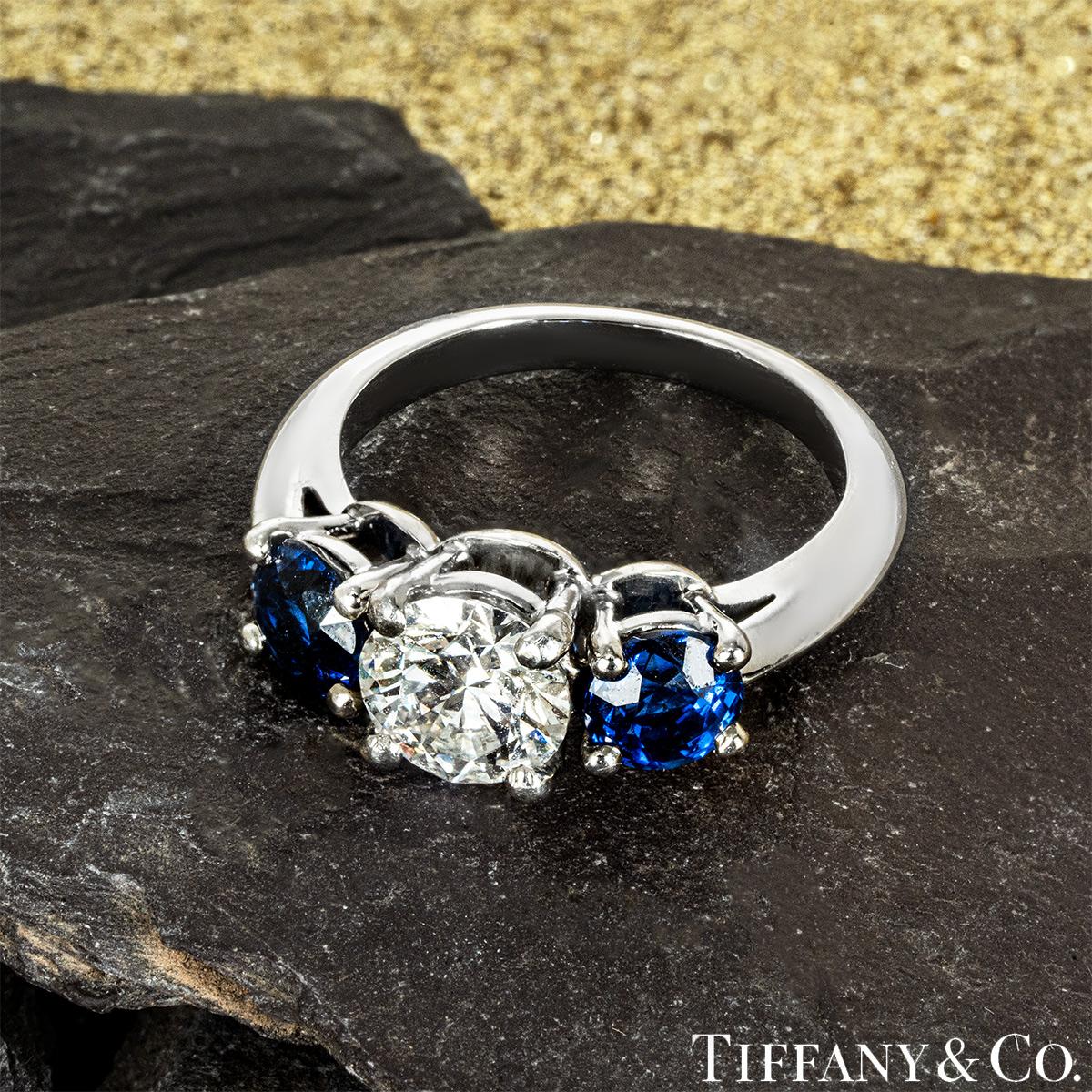 Tiffany & Co. Platin Diamant und Saphir Ring 1,06 Karat E/VS1 Damen im Angebot