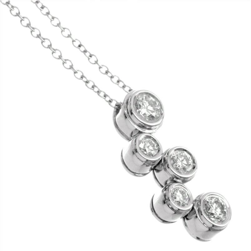 Taglio rotondo TIFFANY & Co. Collana con ciondolo a bolle di diamante in platino in vendita