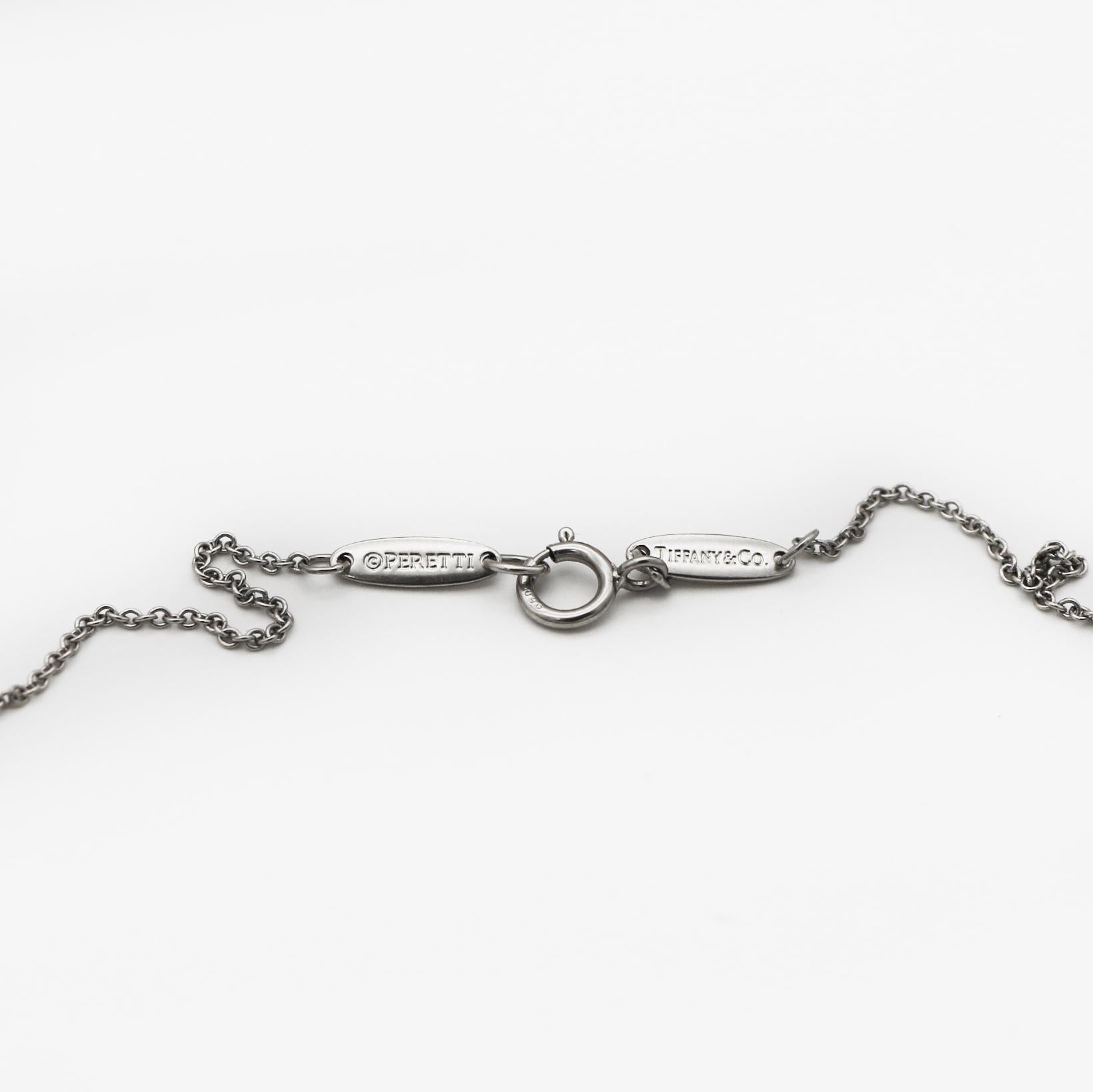 Tiffany & Co. Collier de diamants en platine de 0,55 ctw Bon état - En vente à San Fernando, CA