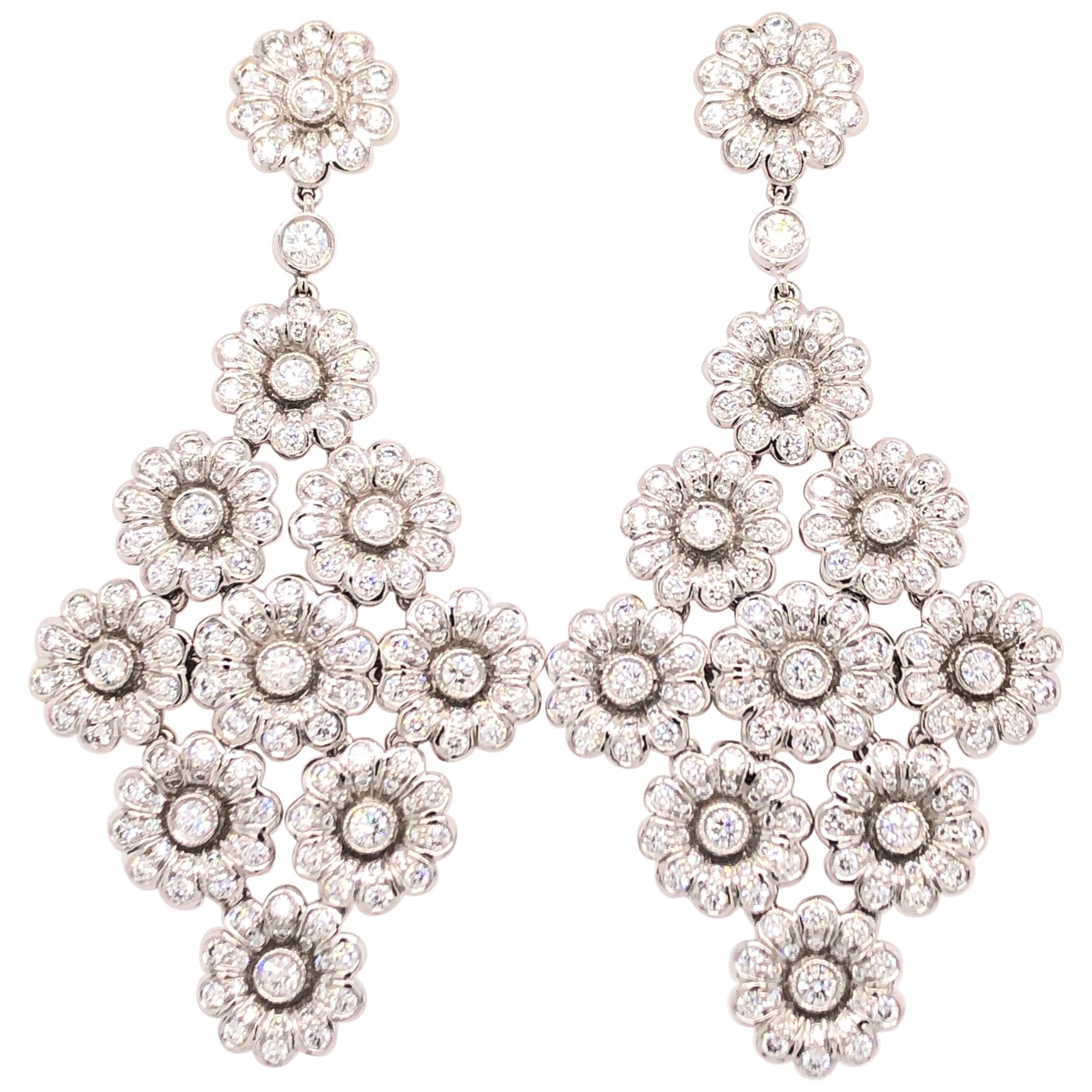 Tiffany & Co. Boucles d'oreilles chandelier en platine et diamant