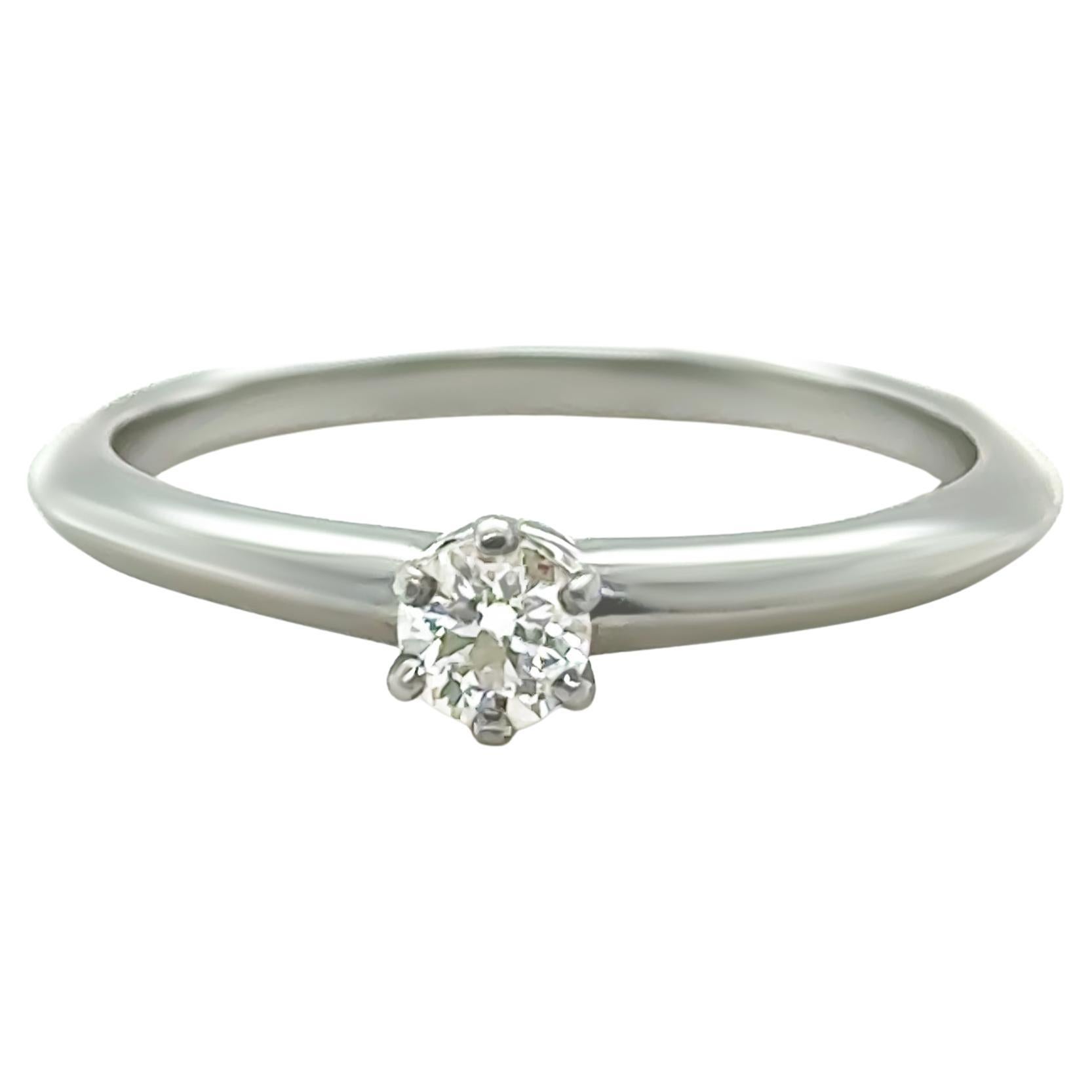 Tiffany
Co. Platin Diamant Verlobungsring 0,18ct 3,6g